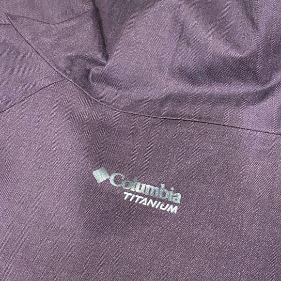 Woman’s Columbia jacket titanium - Picture 16 of 16